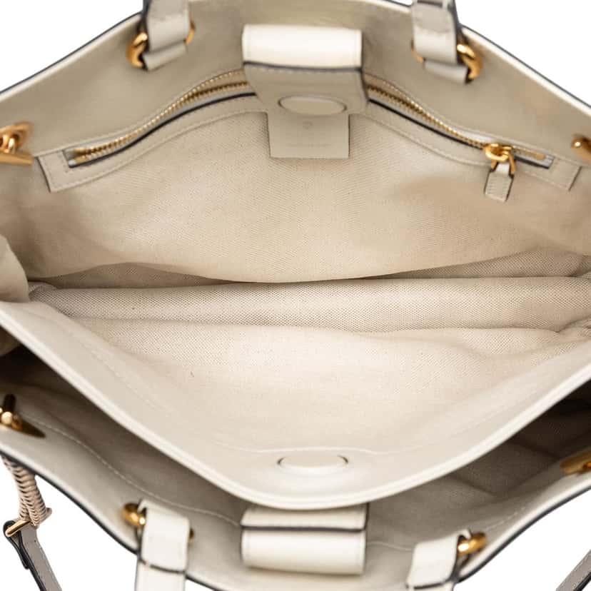 Gucci Medium Calfskin Horsebit 1955 Chain Tote White Leather Very good condition - Model View