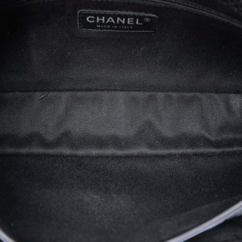 Chanel Medium Perforated Lambskin Up In The Air Flap Black Leather Very good condition - Model View