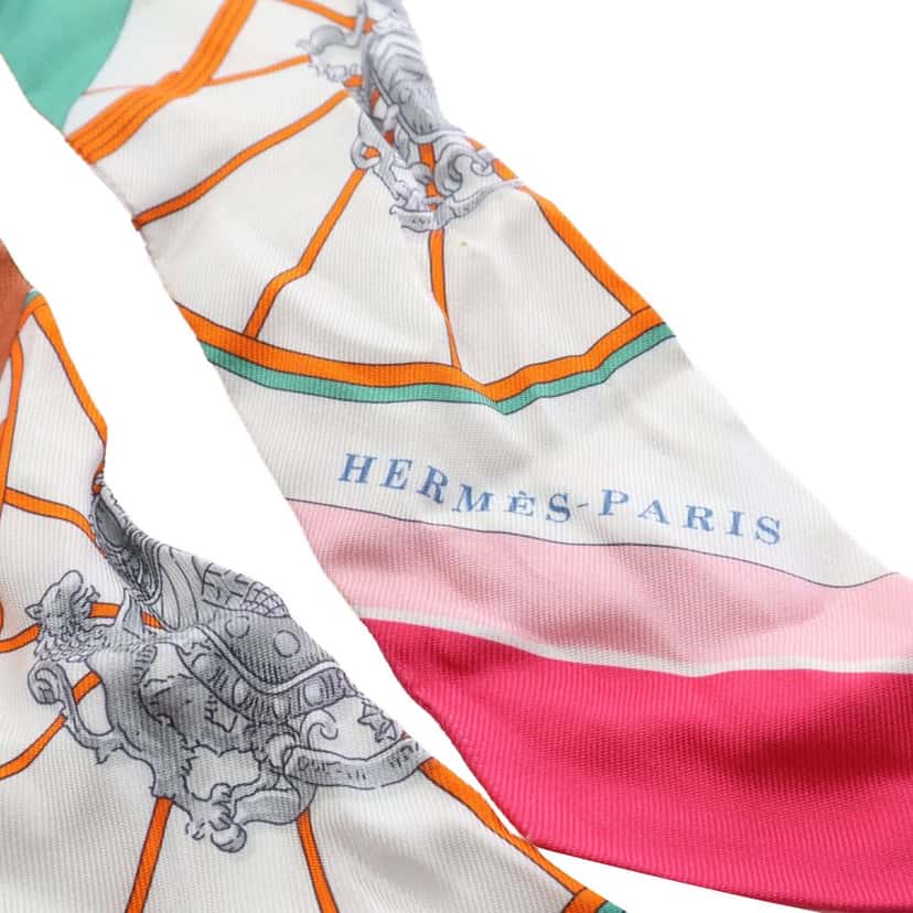 Hermès Springs Springs Silk Twilly Scarf Pink Very good condition - Model View