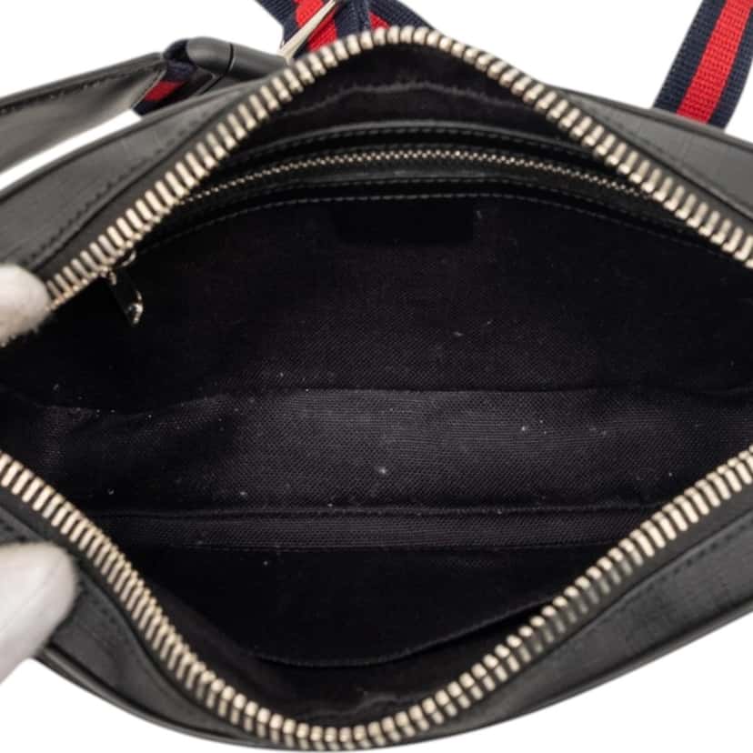 Gucci GG Supreme Web Belt Bag Black Very good condition - Model View
