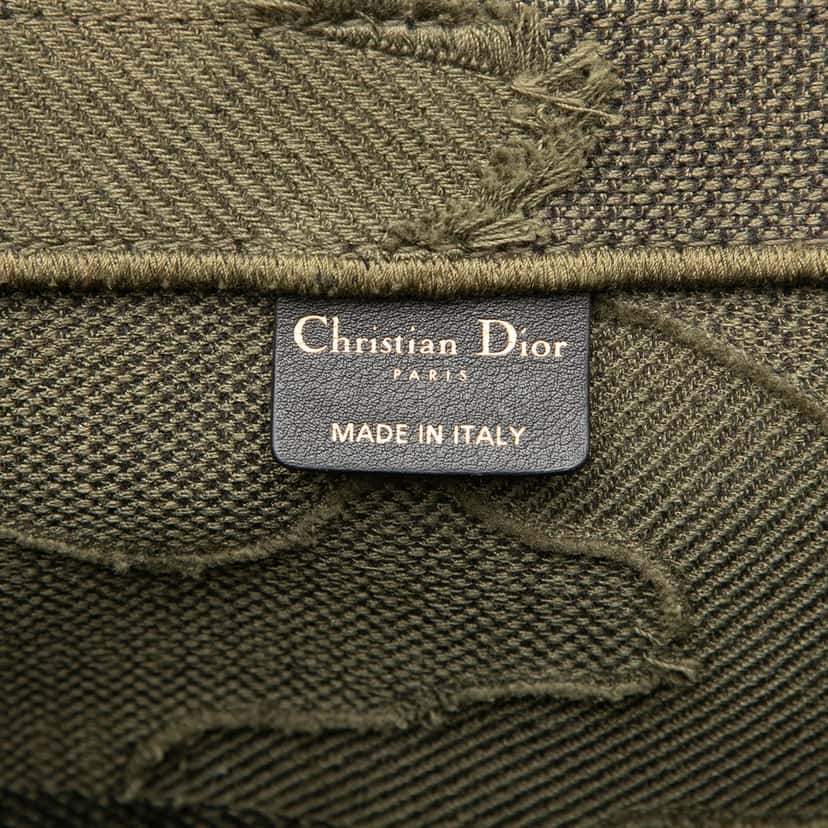Dior Large Embroidered Canvas Camouflage Book Tote Green Very good condition - Box View