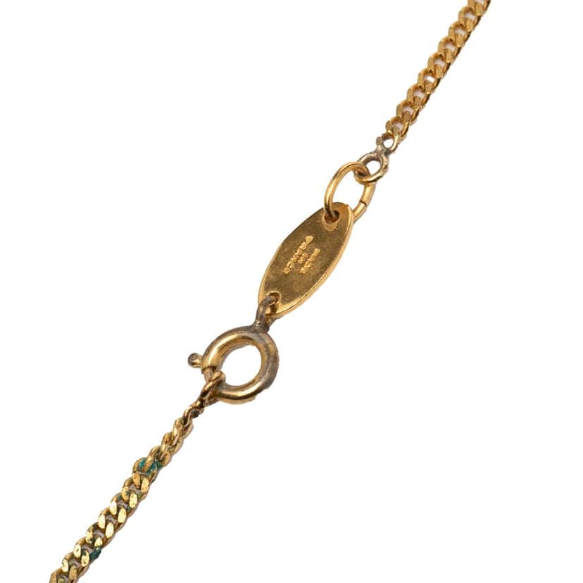 Chanel Gold Plated CC Logo Pendant Necklace Gold Metal Very good condition - Model View