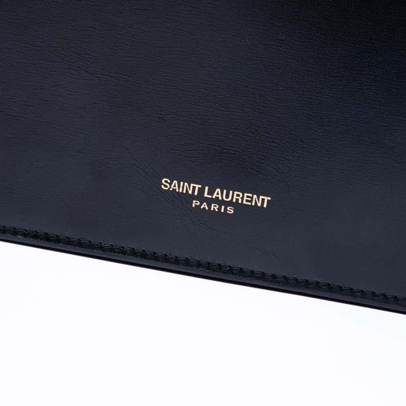 Saint Laurent Smooth Calfskin Crossbody Black Leather Very good condition - Box View