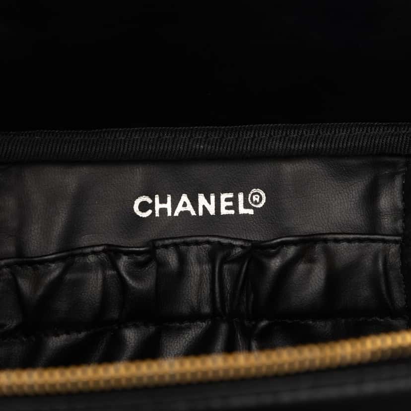 Chanel CC Quilted Lambskin Vanity Bag Black Leather Very good condition - Box View