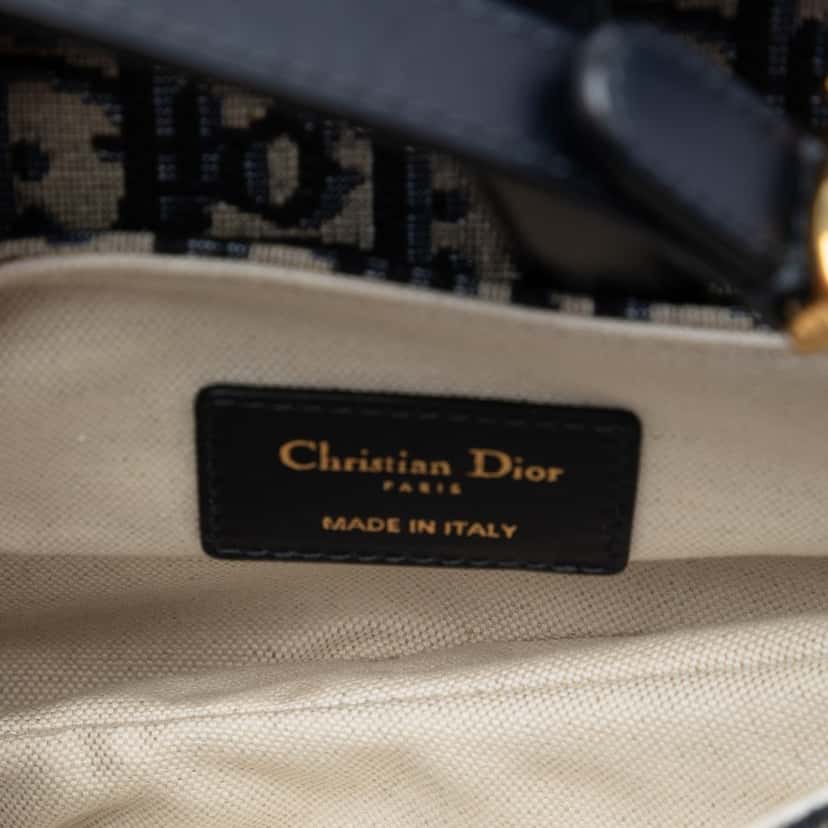 Dior Mini Oblique Canvas Saddle Bag Blue Very good condition - Model View
