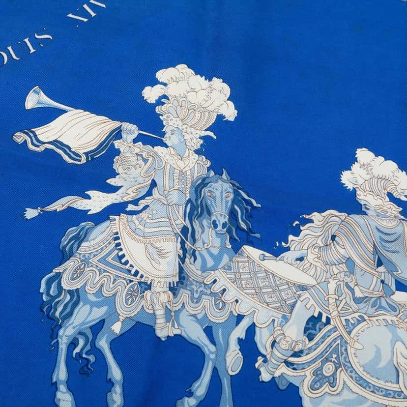 Hermès Carrousel Silk Scarf Blue Very good condition - Inside View