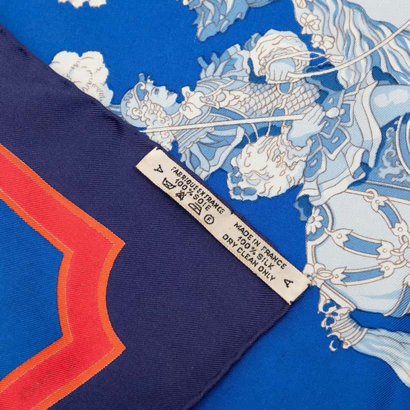 Hermès Carrousel Silk Scarf Blue Very good condition - Box View