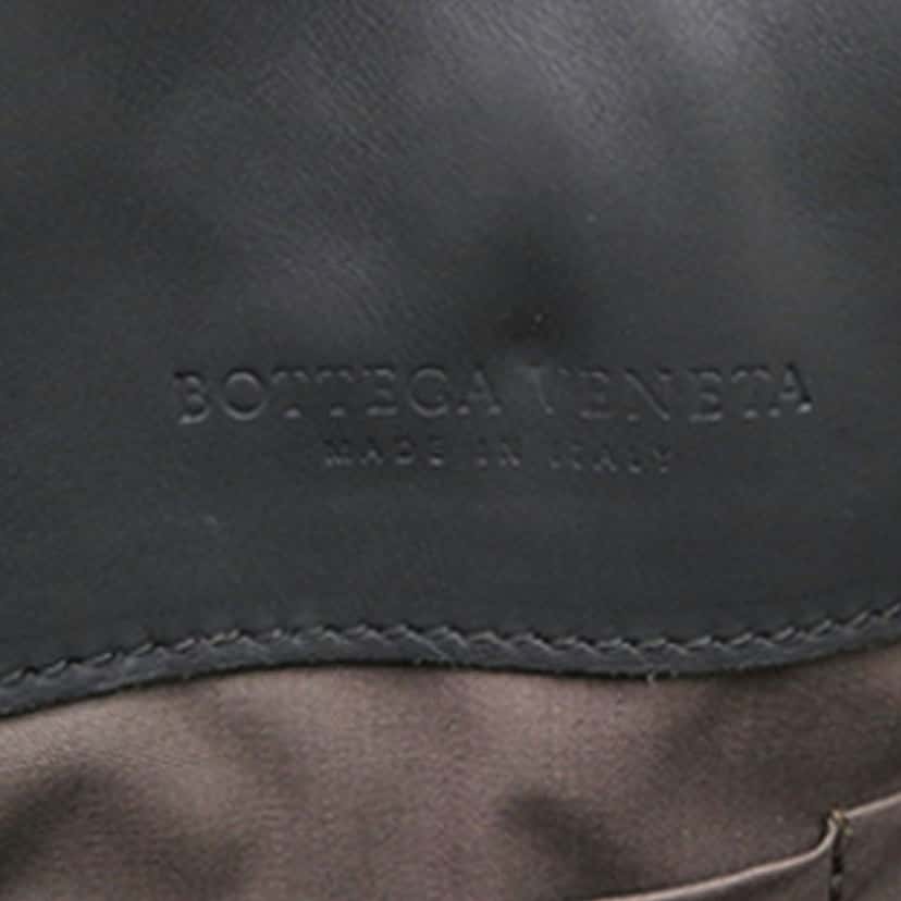 Bottega Veneta Nappa Intreccio Imperatore Zip Clutch Other Leather Very good condition - Model View