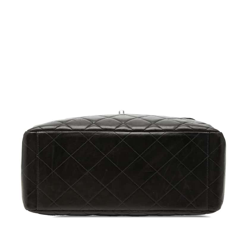 Chanel CC Quilted Lambskin Shoulder Bag Black Leather Good condition - Inside View