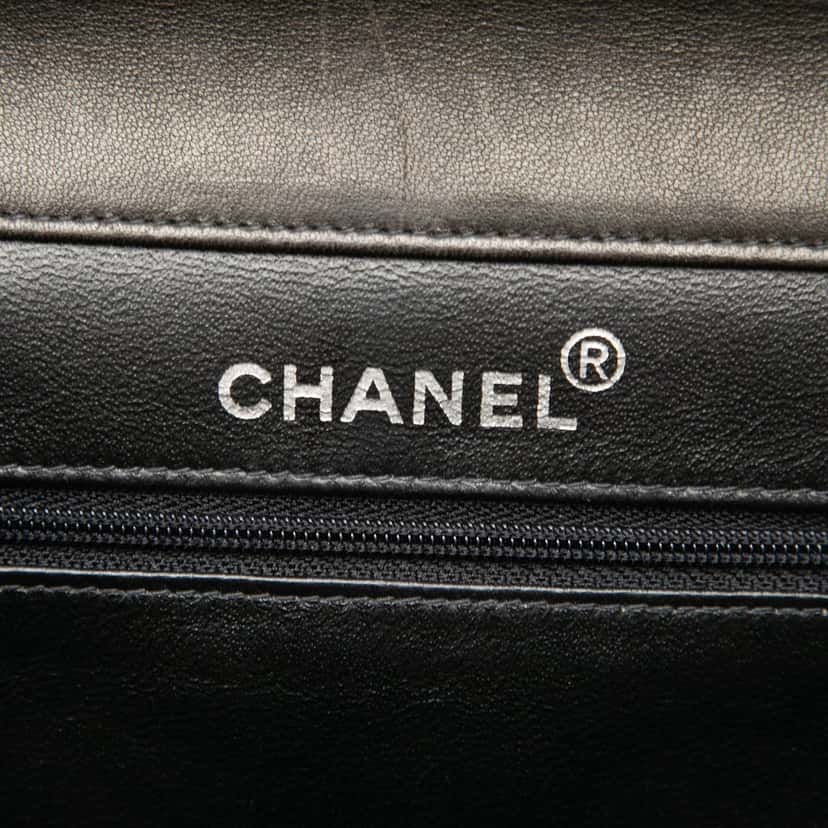 Chanel CC Quilted Lambskin Shoulder Bag Black Leather Good condition - Box View