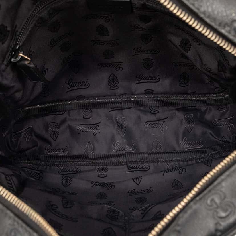 Gucci Guccissima Crossbody Black Leather Very good condition - Model View
