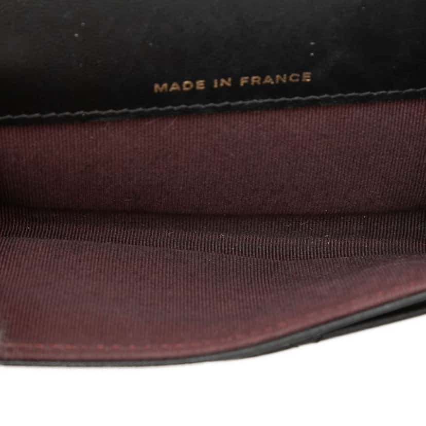 Chanel CC Quilted Lambskin Flap Card Holder Black Leather Very good condition - Model View