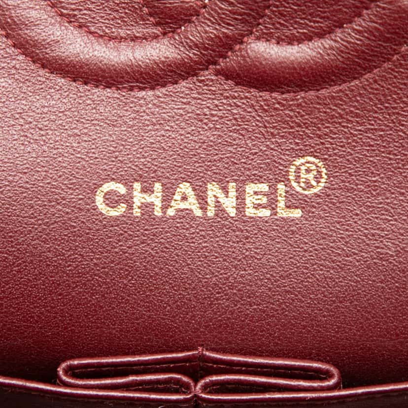 Chanel Medium Classic Lambskin Double Flap Black Leather Very good condition - Box View