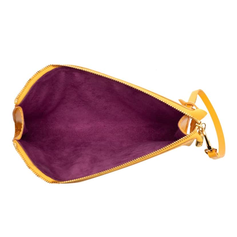 Louis Vuitton Epi Pochette Accessoires Yellow Leather Good condition - Model View