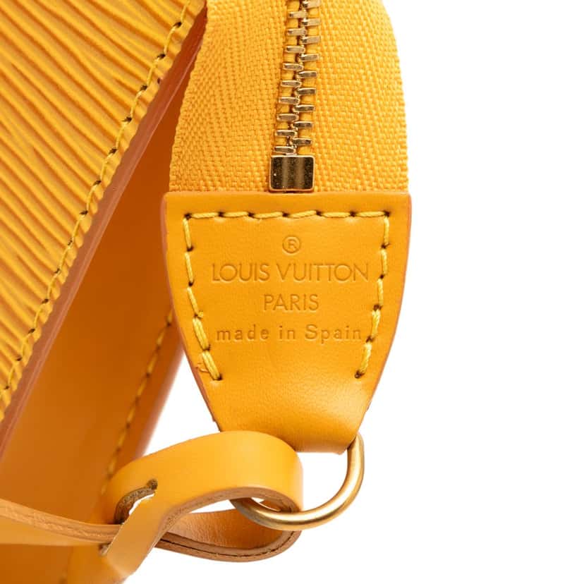 Louis Vuitton Epi Pochette Accessoires Yellow Leather Good condition - Box View