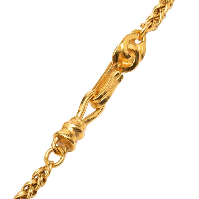 Chanel CC Gold Plated Clover Pendant Necklace Gold Metal Very good condition - Box View