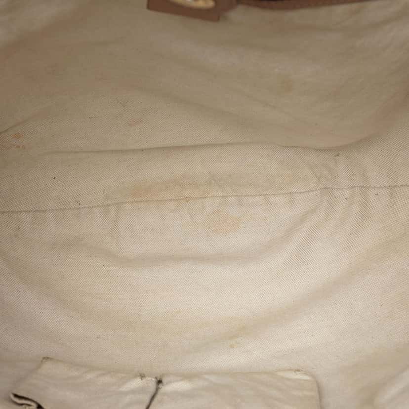 Gucci Large GG Canvas Scarlett Tote Beige Very good condition - Model View