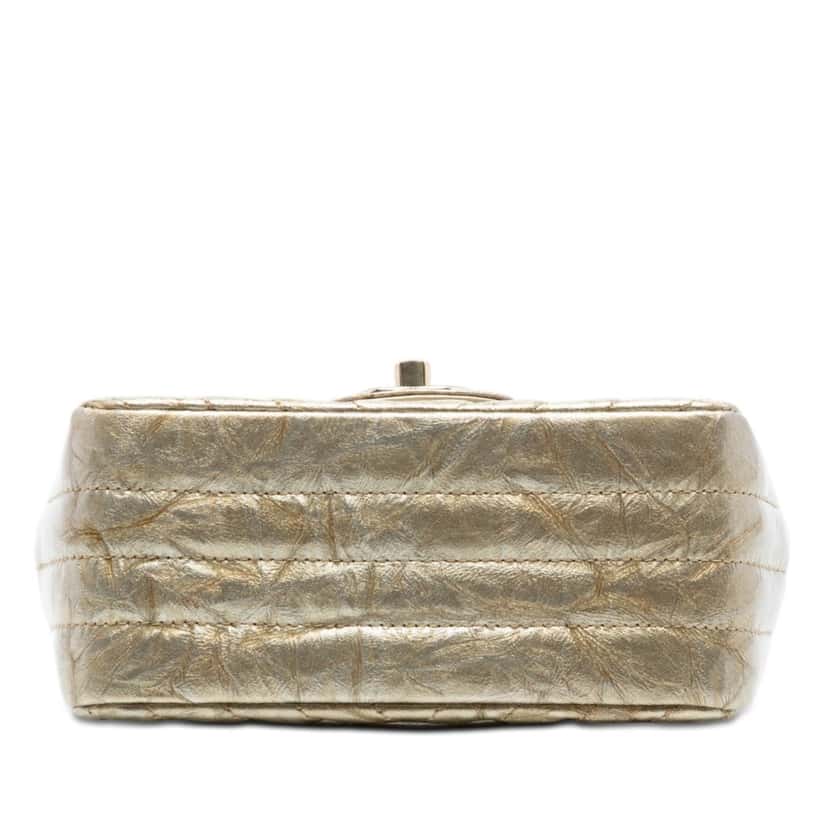 Chanel Mini Square Classic Chevron Metallic Crumpled Calfskin Single Flap Gold Leather Very good condition - Inside View