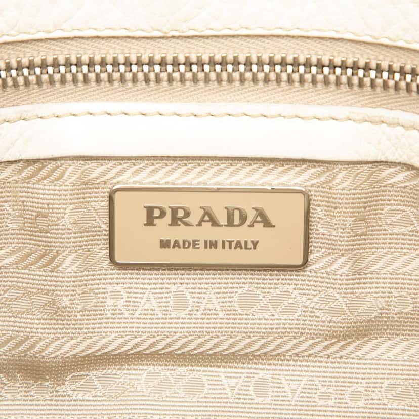 Prada Vitello Daino Easy Shoulder Bag White Leather Very good condition - Box View