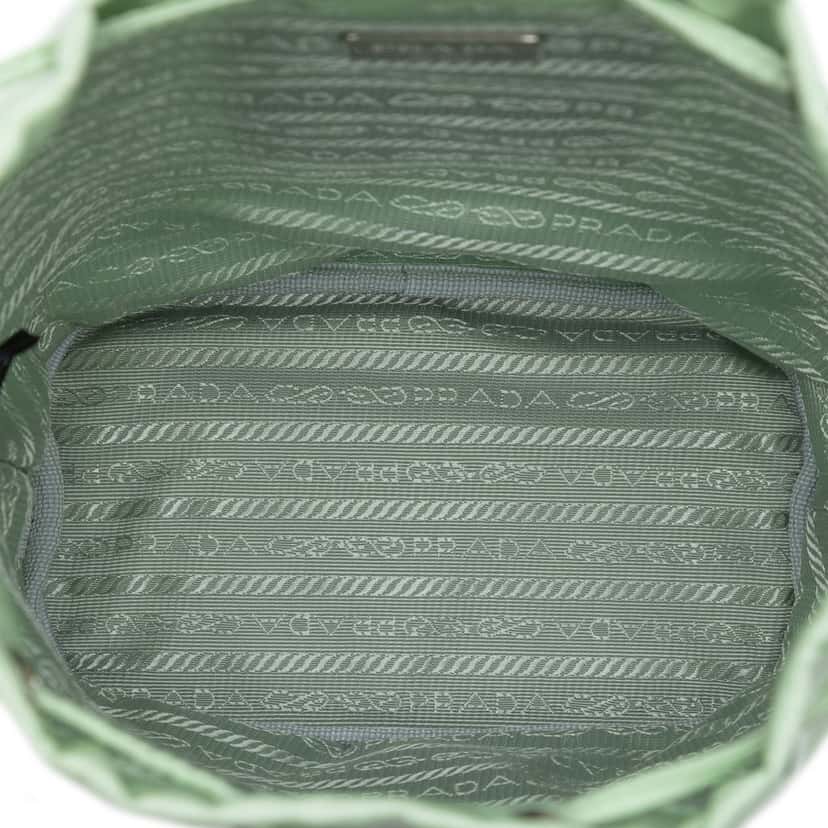 Prada Re Nylon Drawstring Pouch Green Very good condition - Model View
