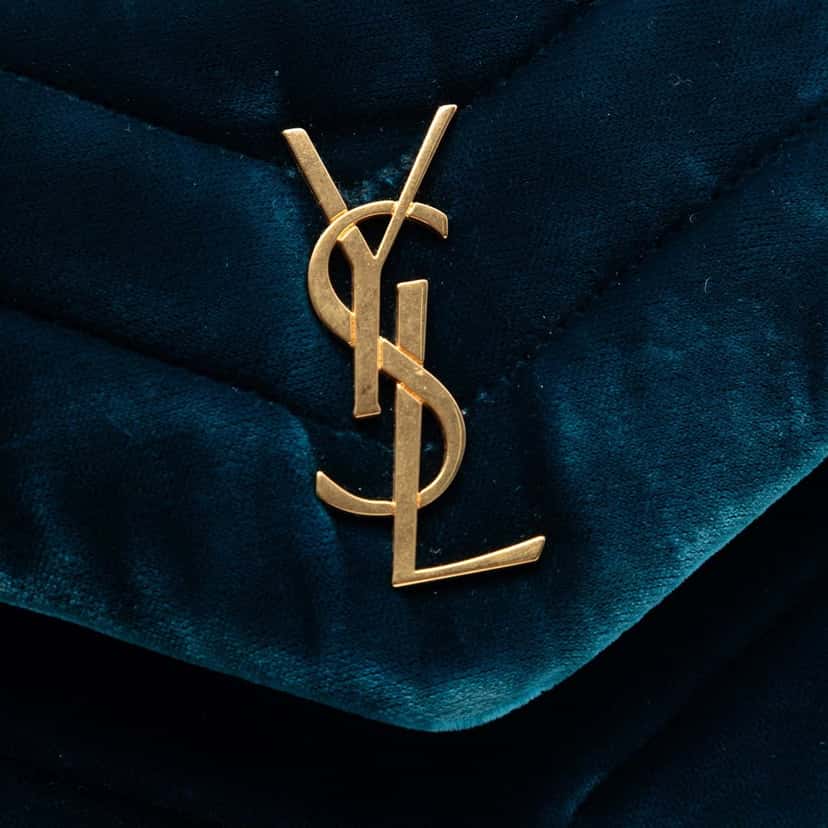 Saint Laurent Small Matelasse Velvet Monogram LouLou Shoulder Bag Blue Very good condition - Model View