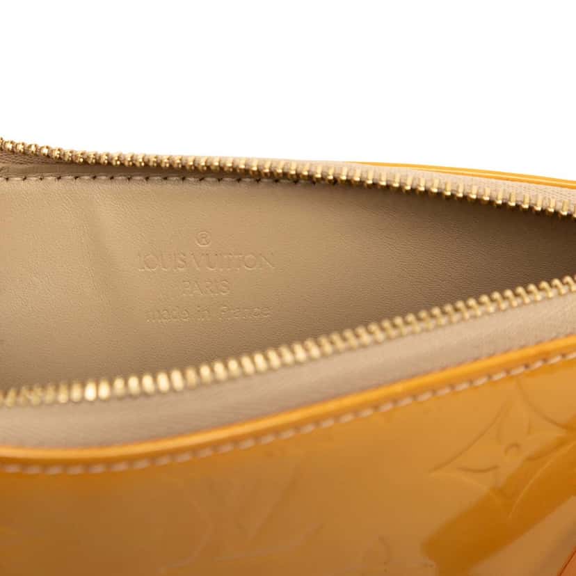 Louis Vuitton Monogram Vernis Pochette Lexington Yellow Leather Very good condition - Box View