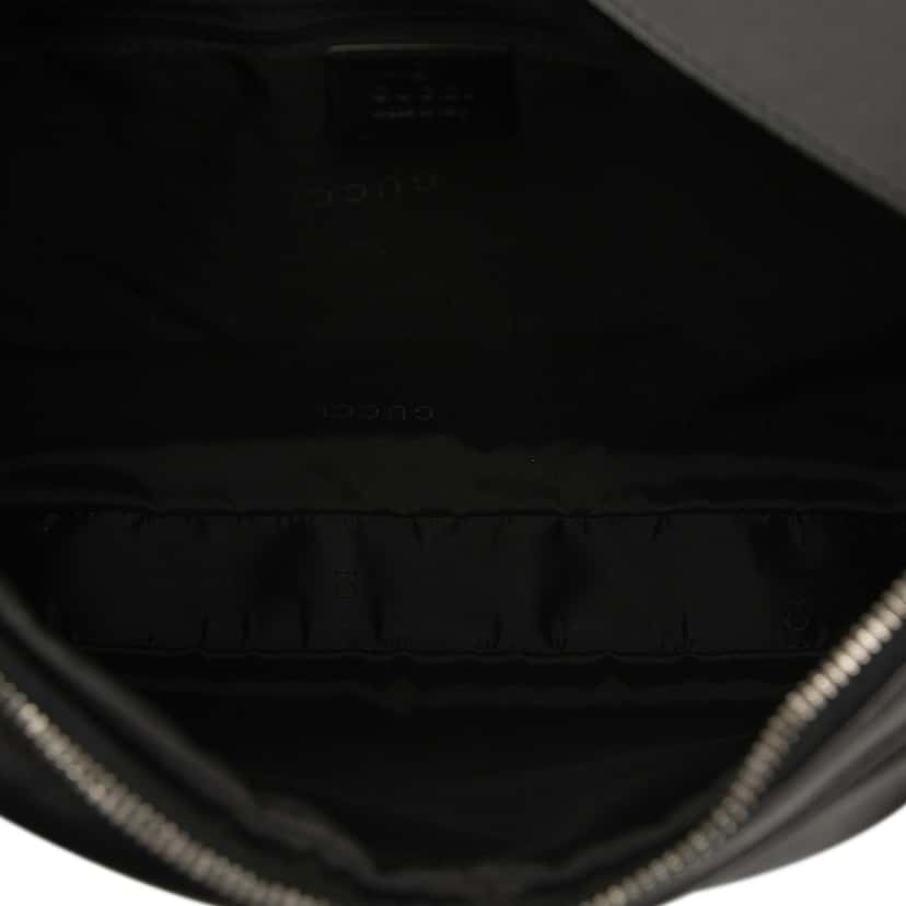 Gucci Calfskin Attache Shoulder Bag Black Leather Very good condition - Model View