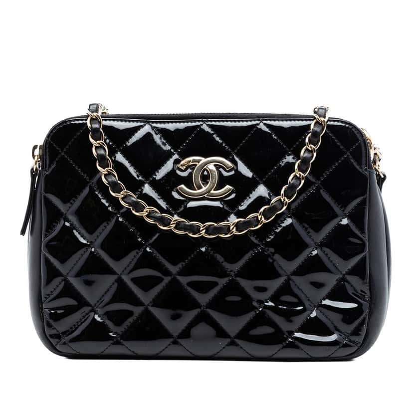 Chanel CC Quilted Patent Double Zip Camera Bag Black Leather Very good condition - Front View
