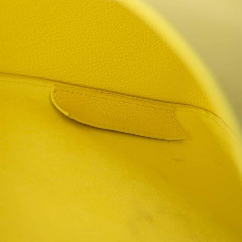 Balenciaga Small Pebbled Calfskin Tool 2.0 North South Tote Yellow Leather Very good condition - Box View