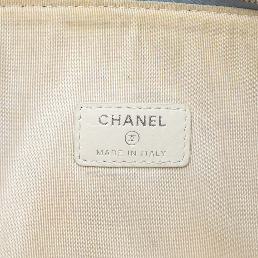 Chanel Large Canvas Deauville O Case Blue Very good condition - Box View
