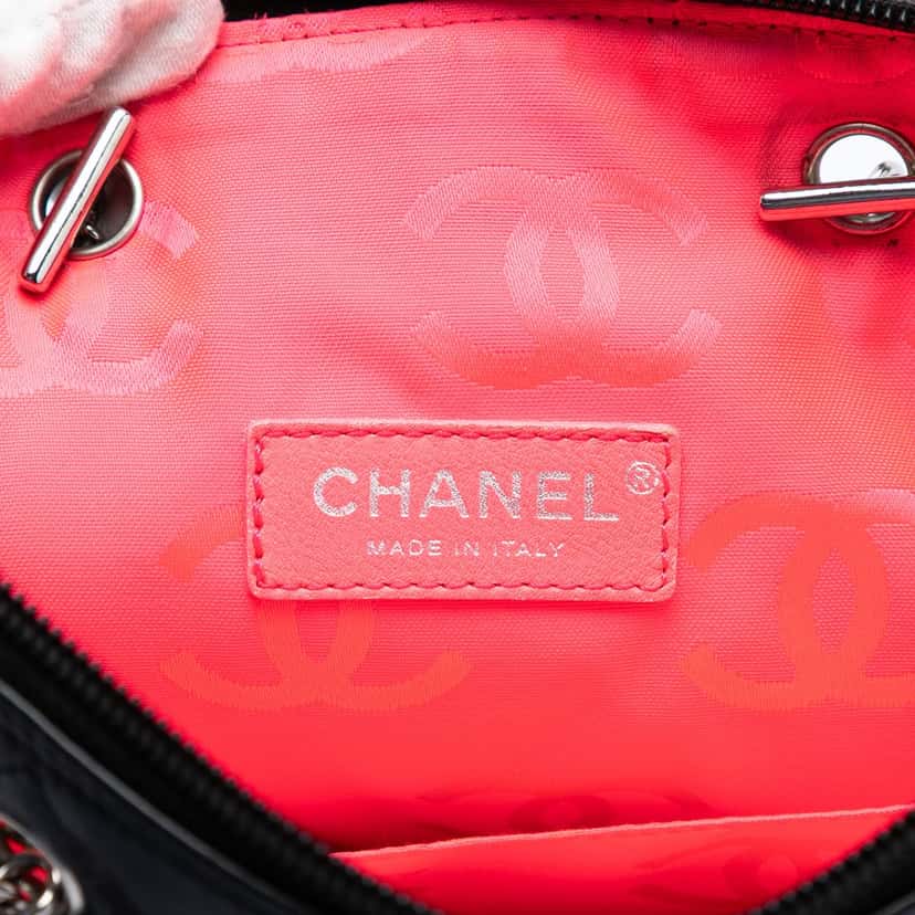 Chanel Quilted Lambskin Cambon Ligne Flat Tote Black Leather Very good condition - Box View