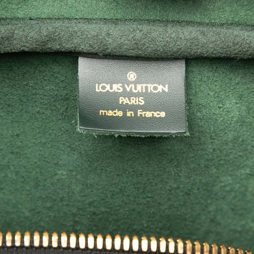 Louis Vuitton Taiga Kendall PM Green Leather Very good condition - Box View
