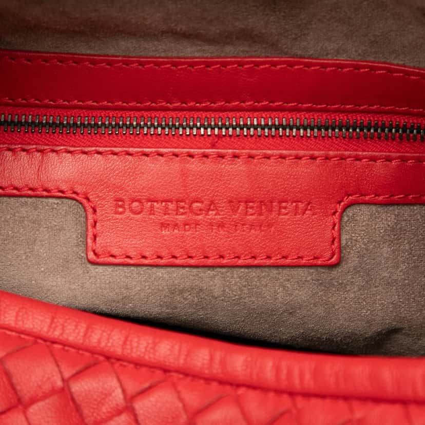 Bottega Veneta Medium Nappa Intrecciato Veneta Hobo Red Leather Very good condition - Box View
