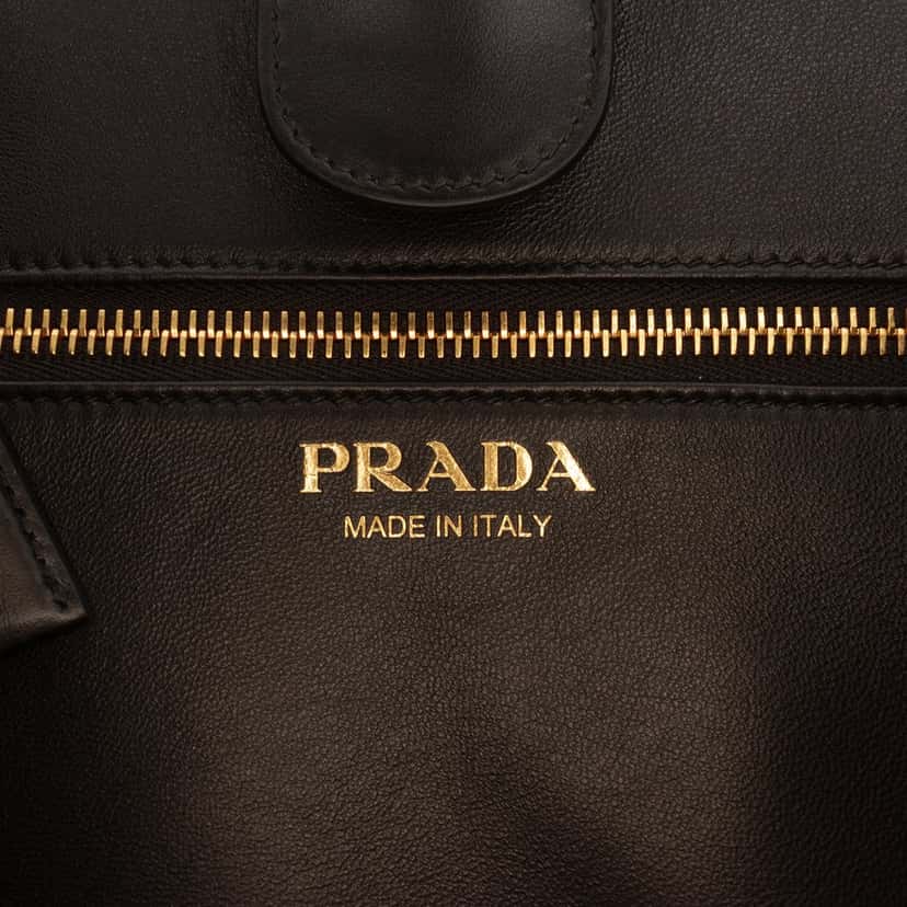Prada Medium Leather Tote Black Leather Very good condition - Box View