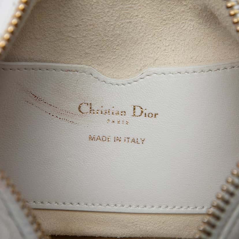 Dior Small Lambskin Cannage Dior Vibe Hobo White Leather Never worn, with tag - Box View