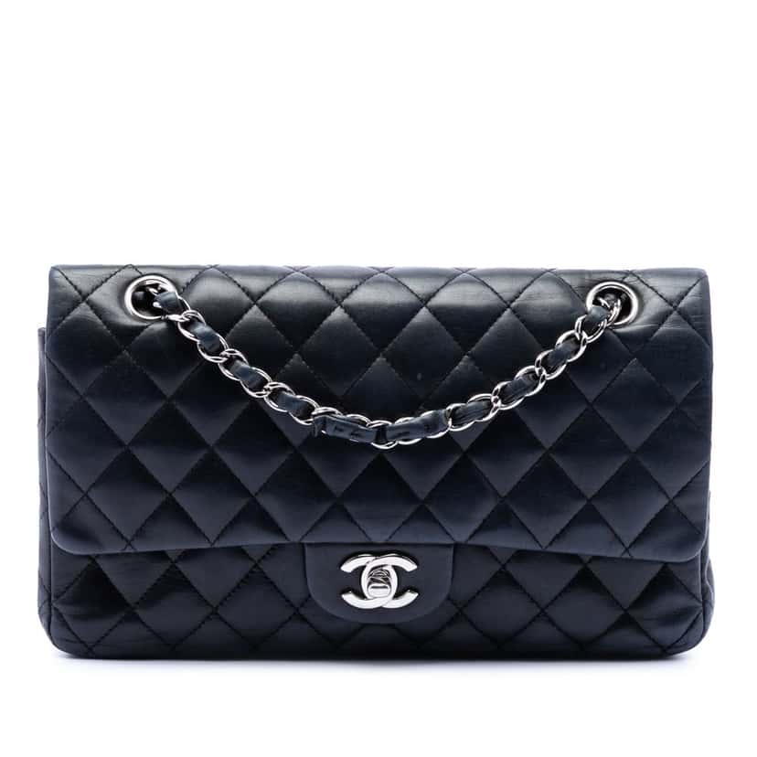 Chanel Medium Classic Lambskin Double Flap Black Leather Very good condition - Front View