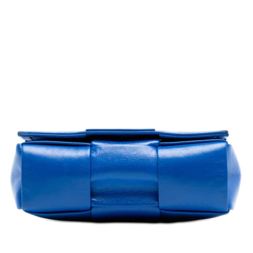 Bottega Veneta Extra Mini Nappa Maxi Intrecciato Cassette Crossbody Blue Leather Very good condition - Inside View