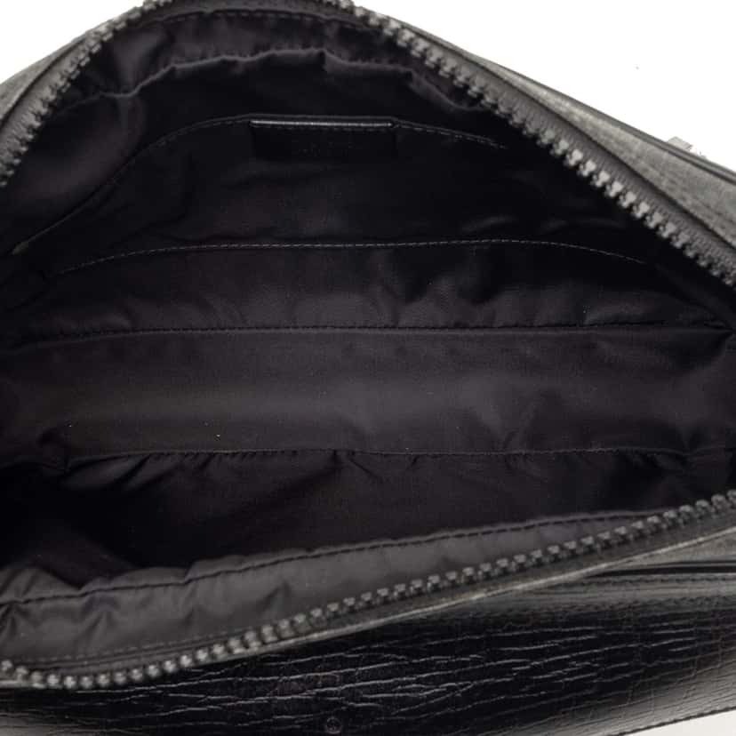 Gucci GG Supreme Clutch Black Very good condition - Model View