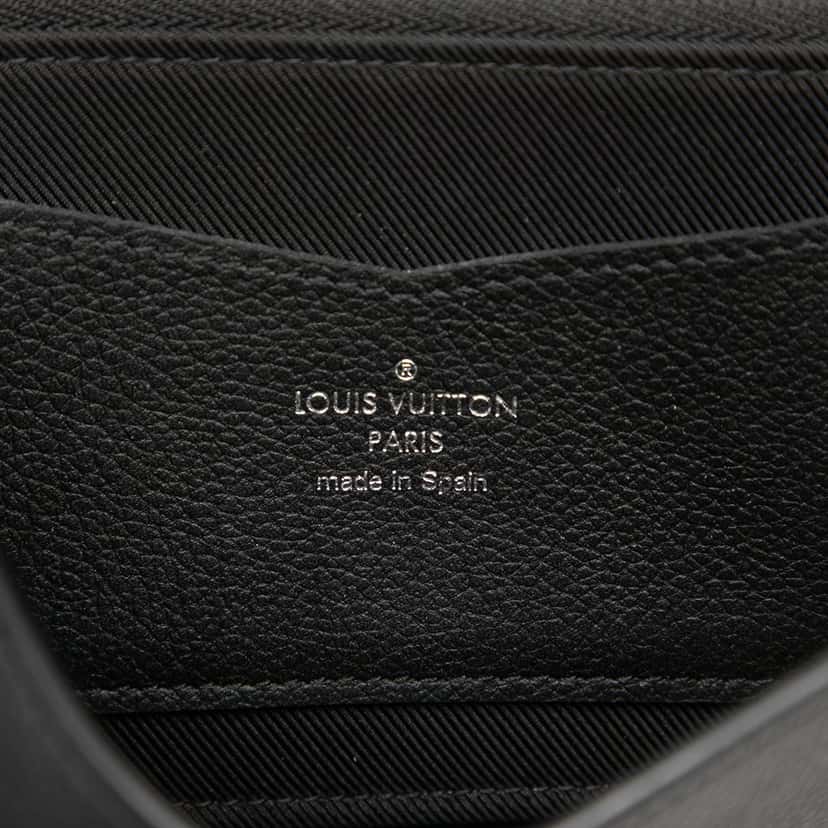 Louis Vuitton Leather Lockme II Long Wallet Black Leather Very good condition - Box View