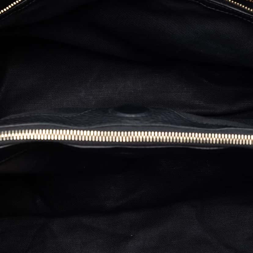 Gucci Large Calfskin Bamboo Shopper Satchel Black Leather Never worn, with tag - Model View
