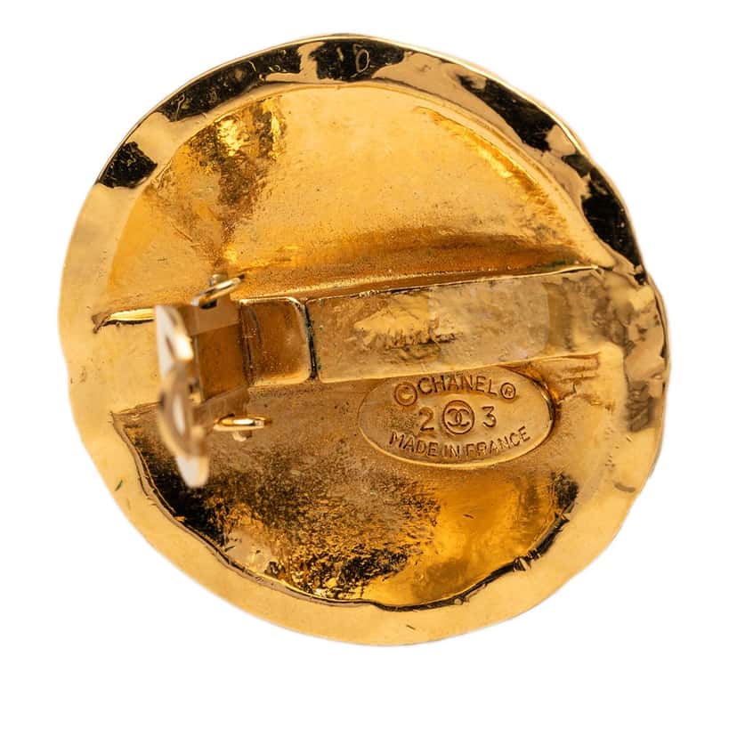 Chanel CC Quilted Gold Plated Round Clip On Earrings Gold Metal Very good condition - Inside View