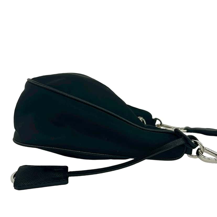 Prada Saffiano Trimmed Re Nylon Re Edition 2005 Satchel Black Very good condition - Model View