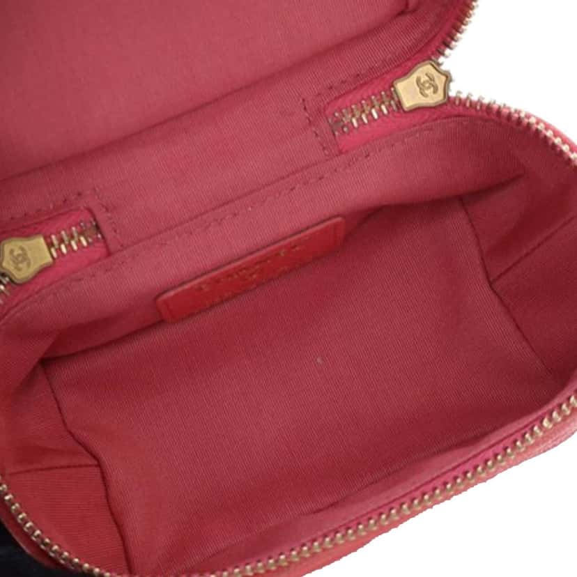 Chanel Mini CC Caviar Top Handle Vanity Case Pink Leather Very good condition - Model View