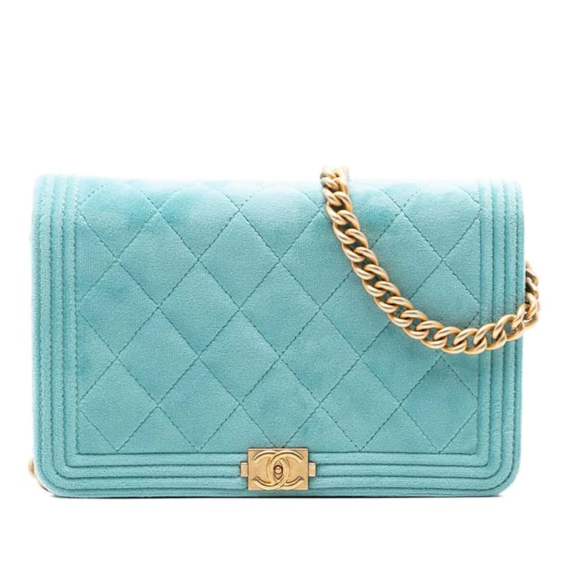 Chanel Quilted Velvet Boy Wallet On Chain Blue Very good condition - Front View