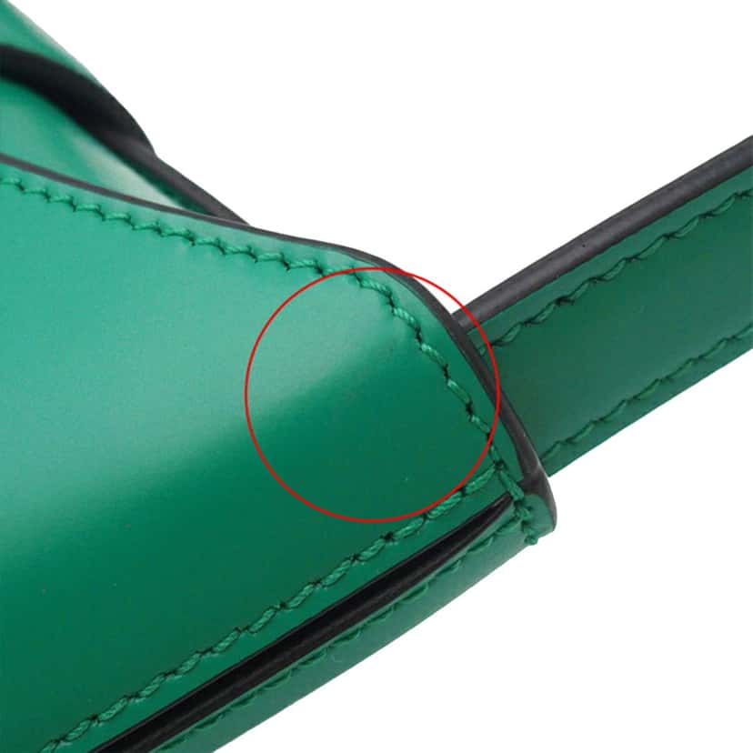 Ferragamo Small Leather Trifolio Shoulder Bag Green Leather Very good condition - Box View