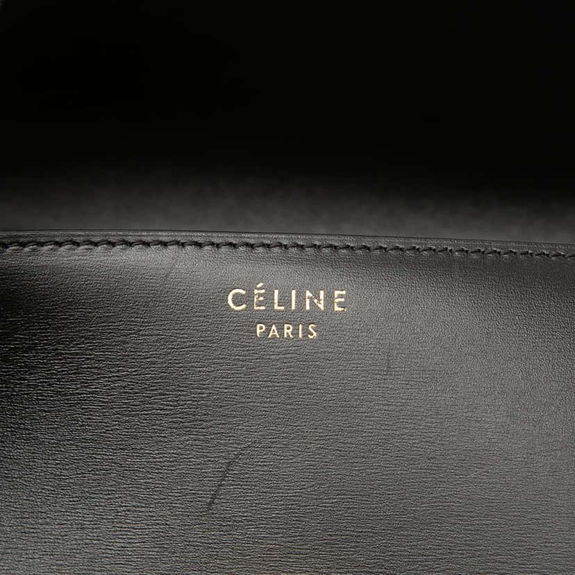 Celine Medium Calfskin Classic Box Black Leather Very good condition - Box View