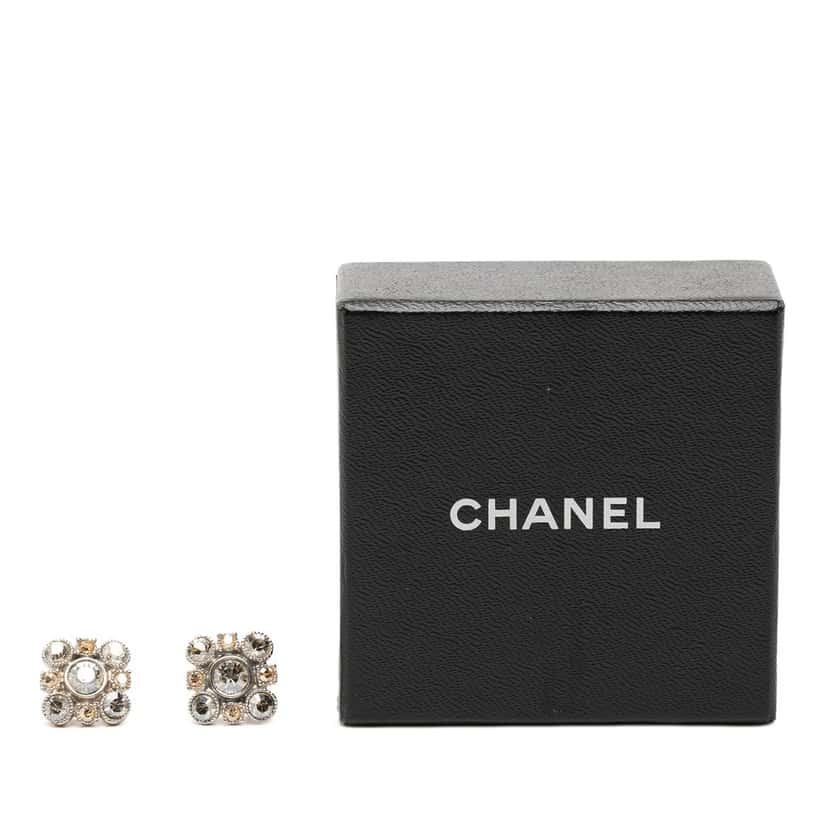 Chanel Brass Floral Strass Push Back Earrings Silver Metal Very good condition - Model View
