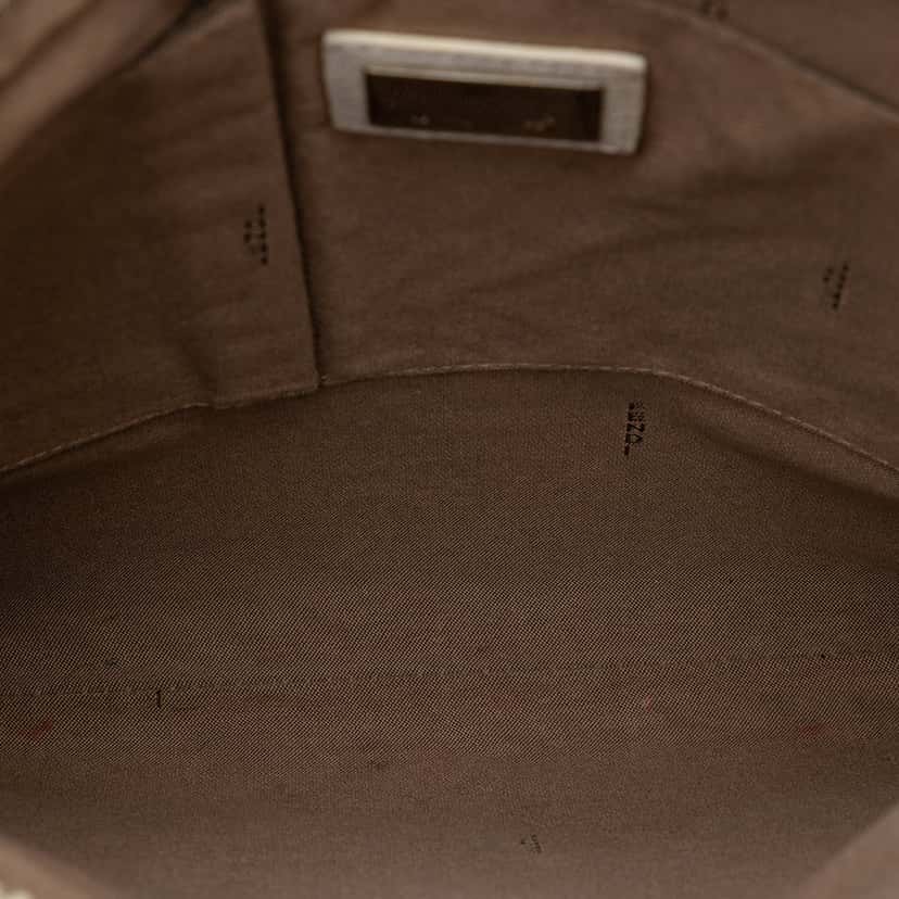 Fendi Zucca Spalmati Crossbody Beige Very good condition - Model View