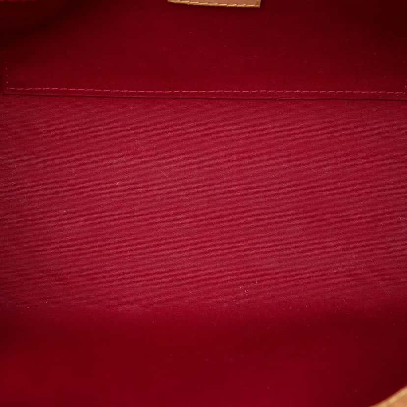 Louis Vuitton Monogram Vernis Roxbury Drive Red Leather Very good condition - Model View