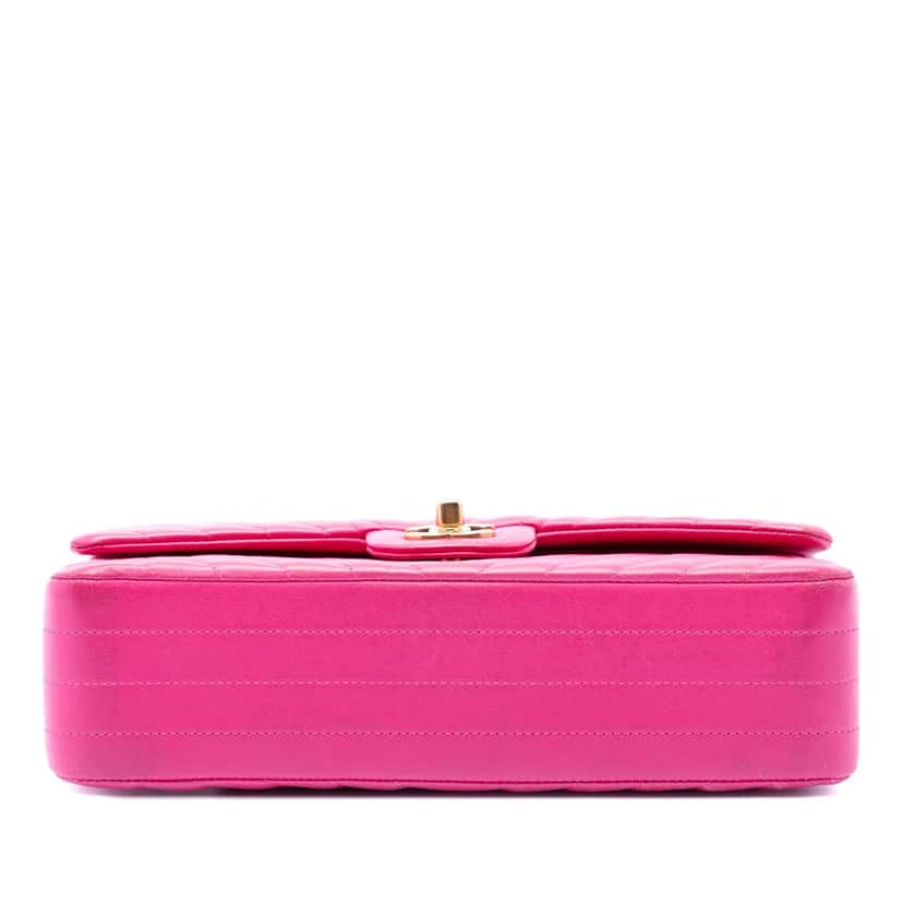 Chanel Medium Classic Chevron Lambskin Double Flap Pink Leather Very good condition - Inside View